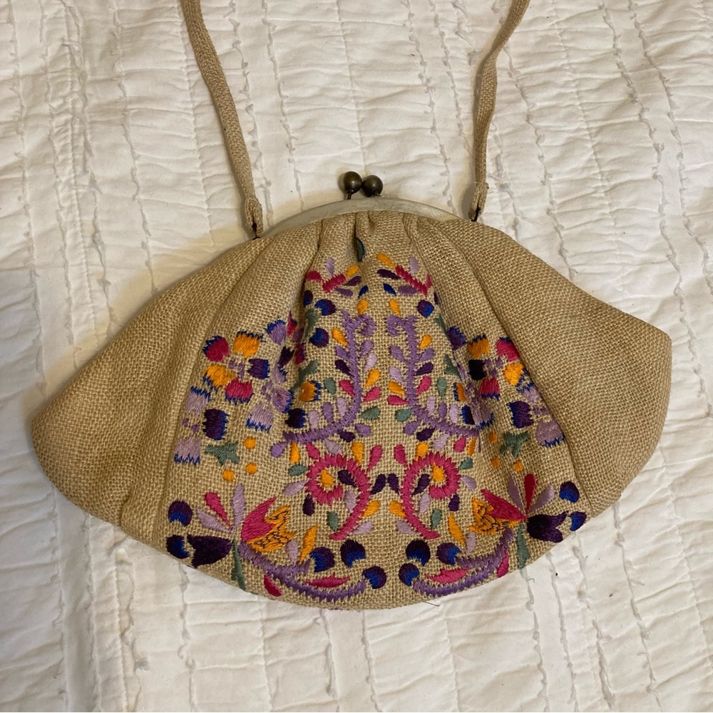 Moyna embroidered purse